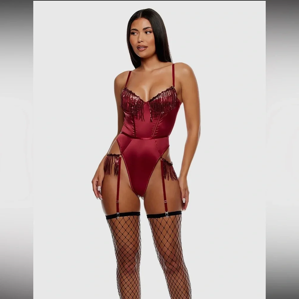 NWT Moulin Rouge Elegant Lingerie Set | Burgundy | Size L